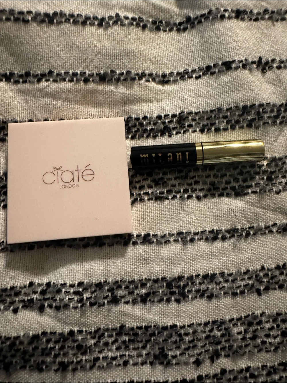 Ciaté London Eyeshadow palette & Milani eyeliner